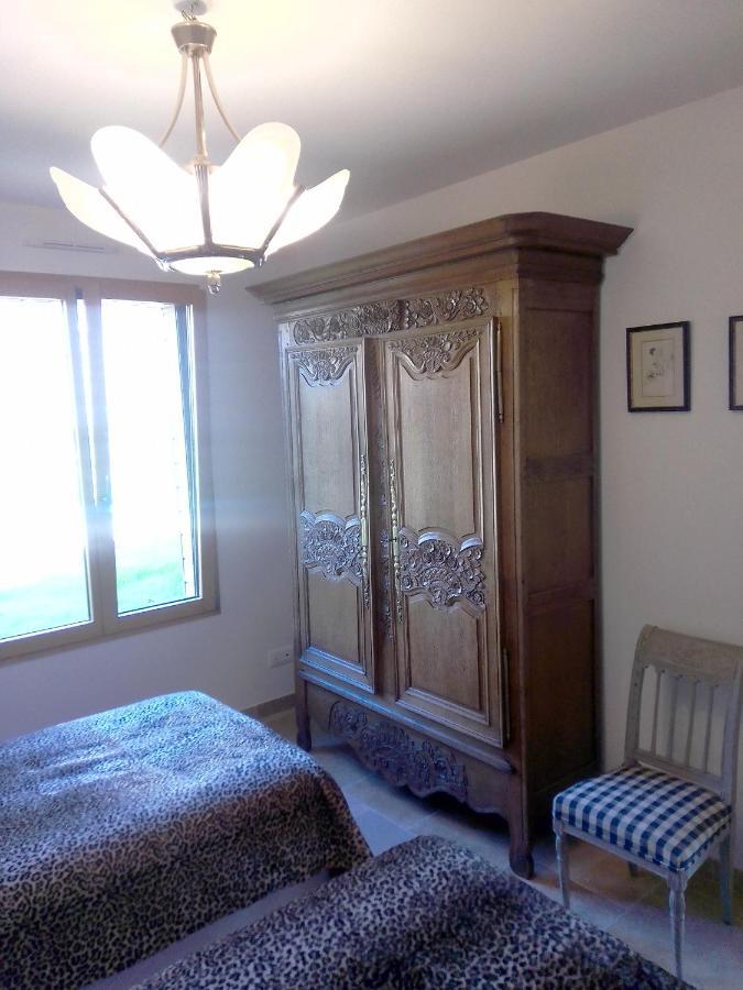Gite Les Jardins D'Esteban Tourville-sur-Sienne ภายนอก รูปภาพ